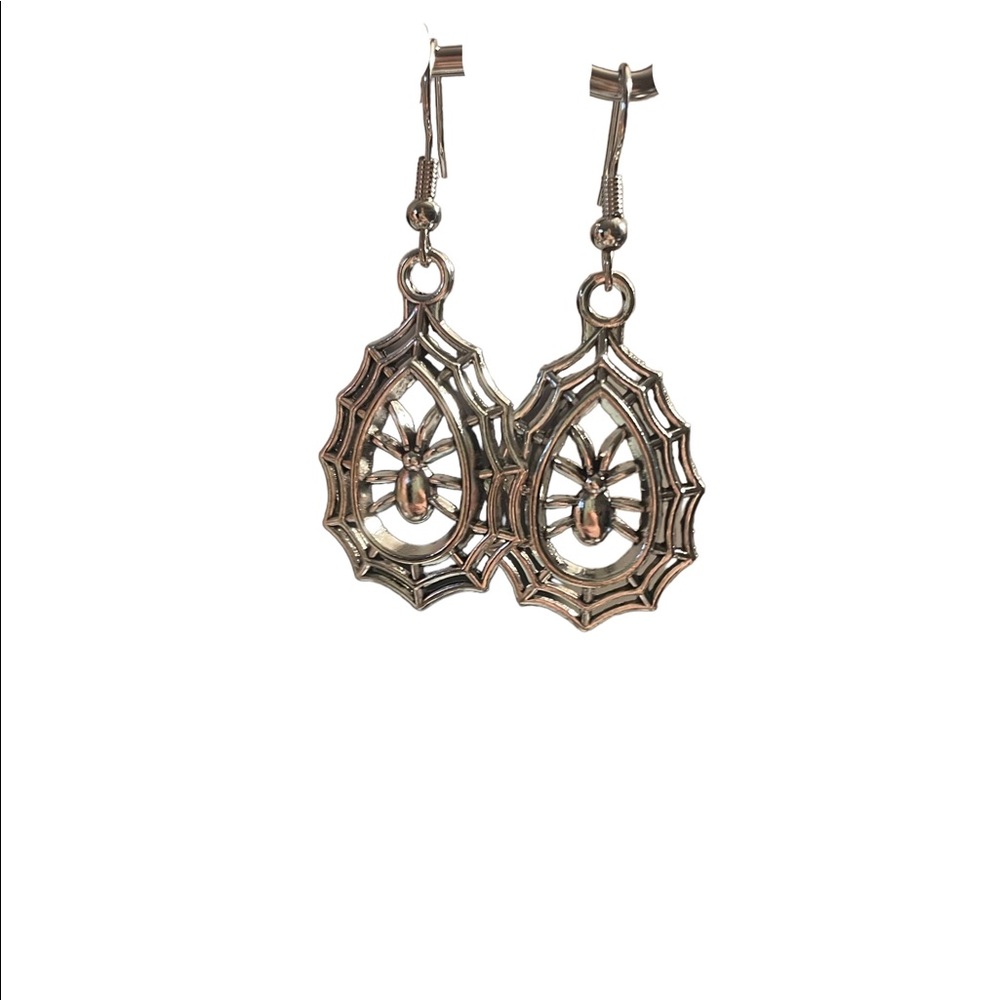 Halloween earrings 🕷